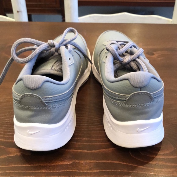 Nike Youth size 4 Gray - Picture 6 of 9